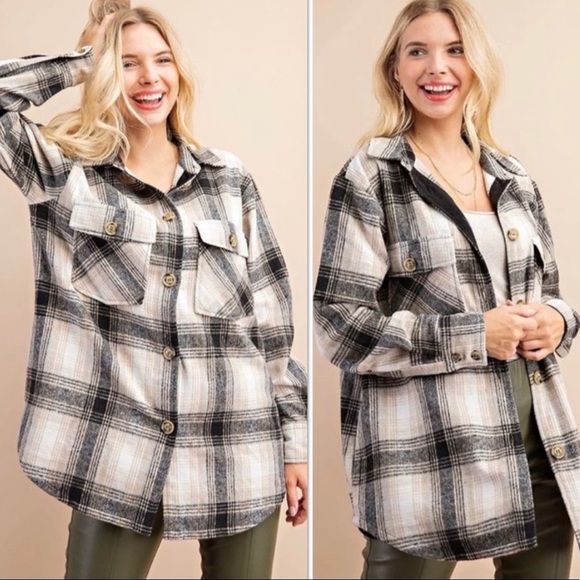 NWT Thick Black and Tan Plaid Jacket Top Shacket - Picture 2 of 3